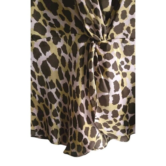 Heartloom Randi Leopard Print Blouse Womens Large Brown Twist Front NWT - Picture 5 of 8